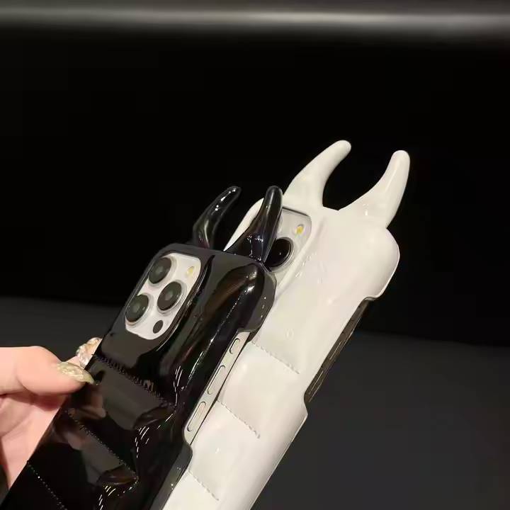 Adorable Cloud 3D Horn Case